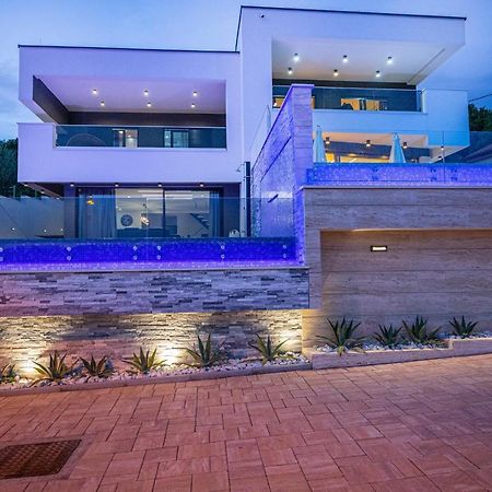 Villa Marassi With Heated Pool, Hot Tub And Sauna Crikvenica Kültér fotó