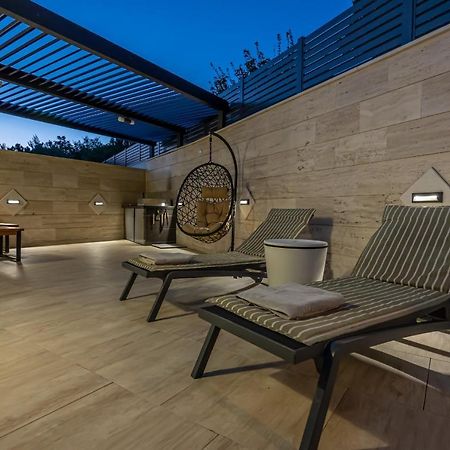 Villa Marassi With Heated Pool, Hot Tub And Sauna Crikvenica Kültér fotó