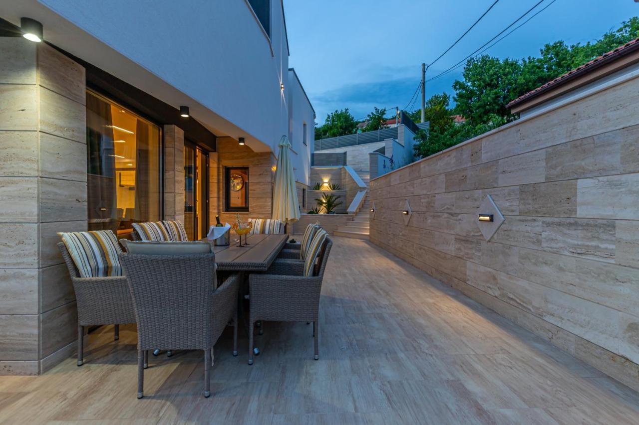 Villa Marassi With Heated Pool, Hot Tub And Sauna Crikvenica Kültér fotó