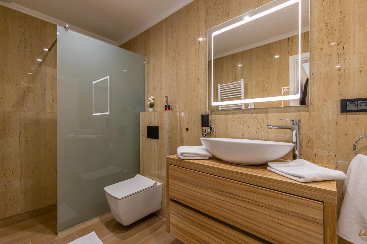 Villa Marassi With Heated Pool, Hot Tub And Sauna Crikvenica Kültér fotó