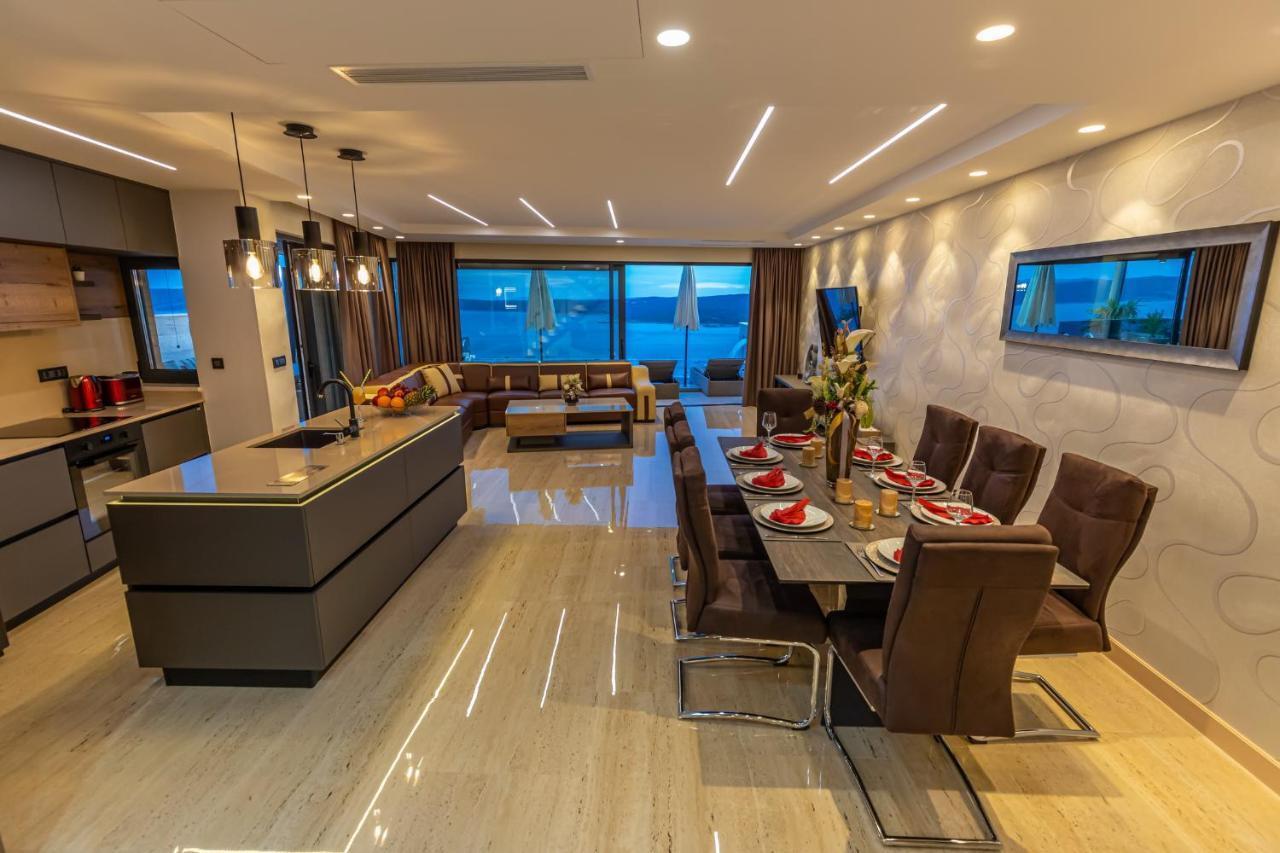 Villa Marassi With Heated Pool, Hot Tub And Sauna Crikvenica Kültér fotó
