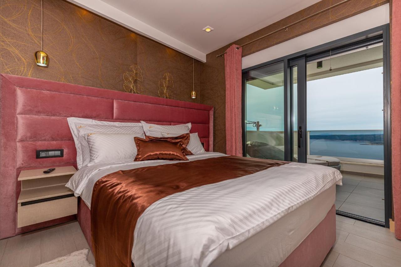 Villa Marassi With Heated Pool, Hot Tub And Sauna Crikvenica Kültér fotó