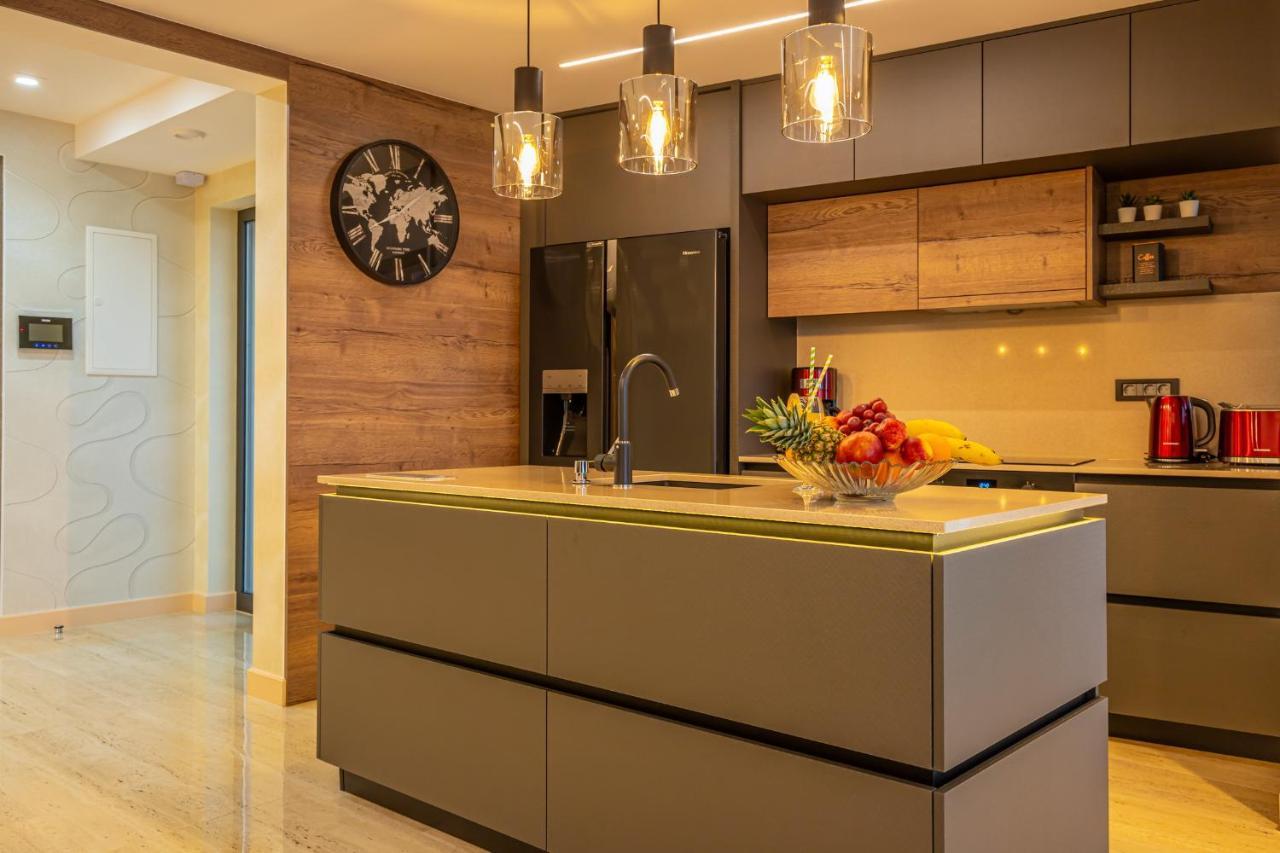 Villa Marassi With Heated Pool, Hot Tub And Sauna Crikvenica Kültér fotó