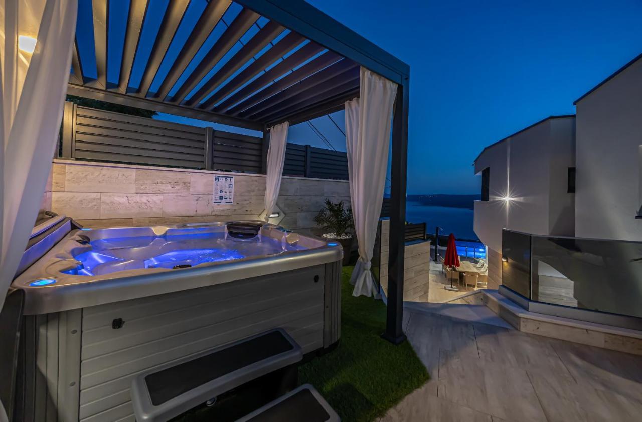 Villa Marassi With Heated Pool, Hot Tub And Sauna Crikvenica Kültér fotó