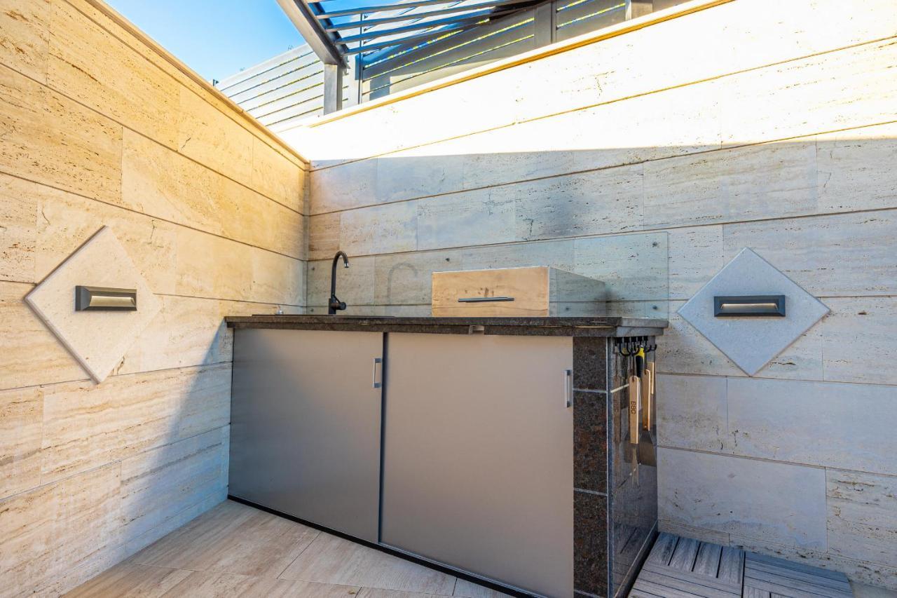 Villa Marassi With Heated Pool, Hot Tub And Sauna Crikvenica Kültér fotó